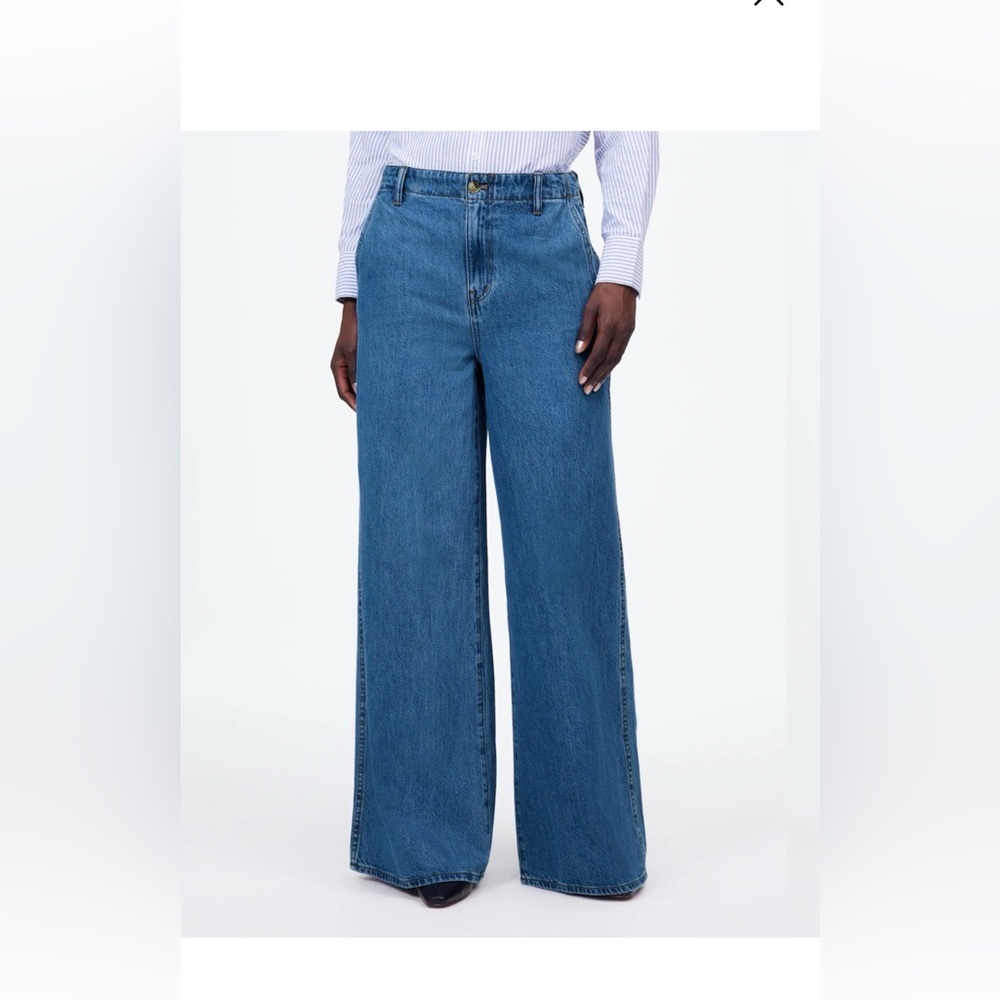 Madewell wide sweep Flare Jeans - Picture 2 of 8
